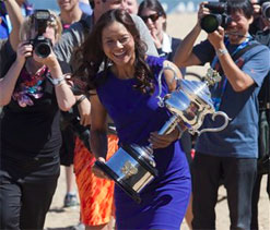 More slams and Hall of Fame await Li Na, says Evert