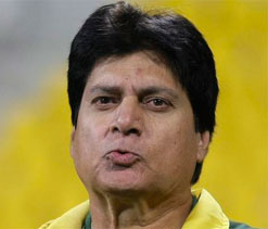 Pak`s bowling attack threat to every batting side in world: Mohsin Khan