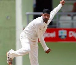Bhajji plays a captain`s knock as Punjab recover against J&K