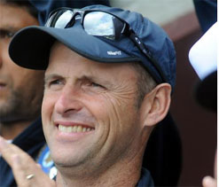 Proteas coach Kirsten says can consider coaching England, but after a decade