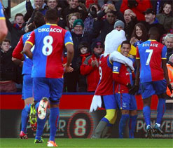 Palace new boys send West Brom into drop zone