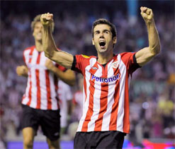 Bilbao stay on course for Champions League shot
