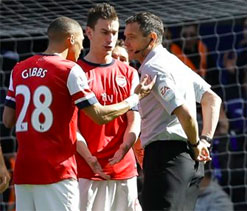 EPL: Arsenal win appeals over wrong red card