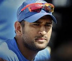 When I look at the mirror, I see a lot of grey beard: Dhoni