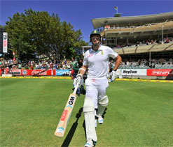 Graeme Smith spent months toying with retirement decision