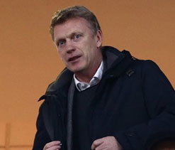 David Moyes will focus on rebuilding United for Champions League