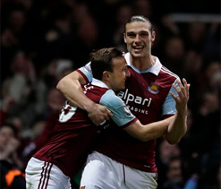 Reject Carroll out to jolt Liverpool`s title hopes