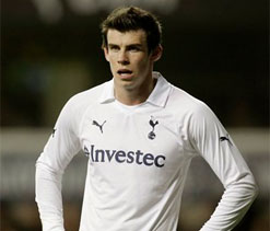 Record-breaker Ronaldo full of praise for Bale 
