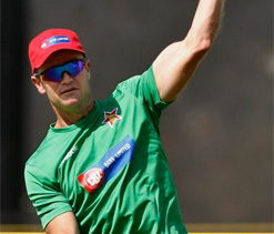 Grant Flower signs contract with PCB