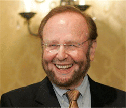 Manchester United owner Malcolm Glazer dead at 85