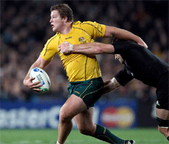 Reds prop Slipper banned for three weeks