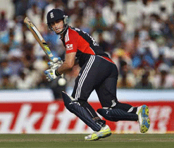 Kieswetter undergoes operation after horrific eye injury