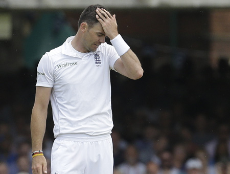 Kirti Azad calls for ban on Anderson