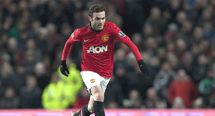 Manchester United unveil new home kit for 2014-15 season
