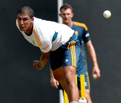 South Africa lose paceman Beuran Hendricks for one-dayers