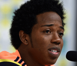 Aston Villa sign Colombia midfielder Carlos Sanchez